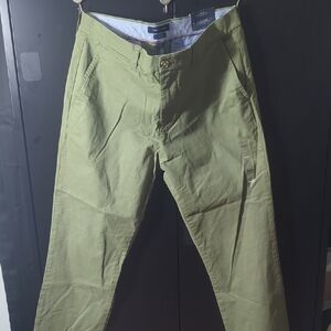 Tommy Hilfiger Men's Khaki Chinos